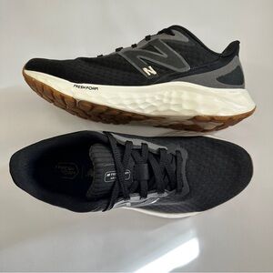 New Balance Women’s Black White Warisek4 Running Athletic Shoes Size 6.5